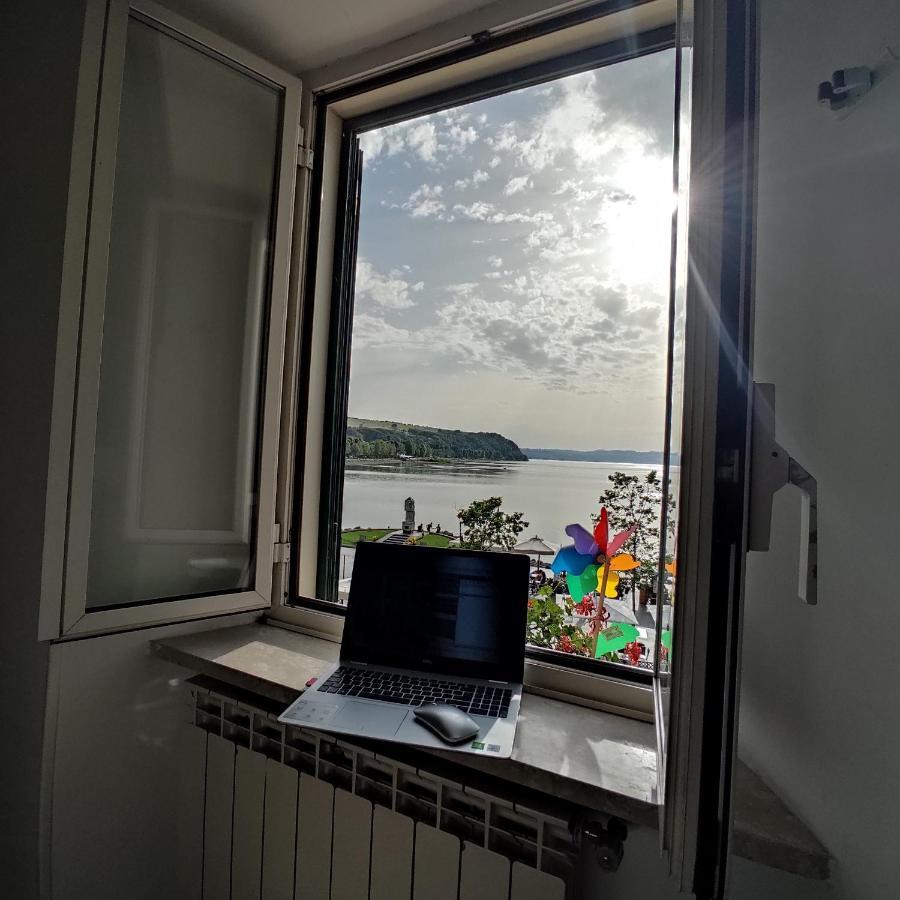 Iride Sul Lago 1 Via Principessa Jolanda 10-Piazza Del Molo Anguillara Sabazia Ngoại thất bức ảnh